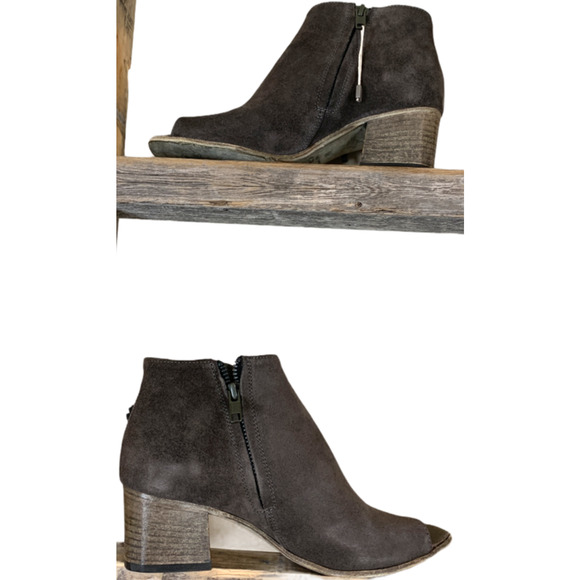 Fringe Chunky Ankle Bootie Gray SIZE 5 Western Cowgirl Italian Designer $170 NEW - Picture 2 of 9